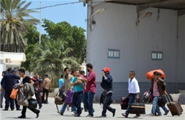 Các nước tiếp tục sơ tán công dân khỏi Libya 